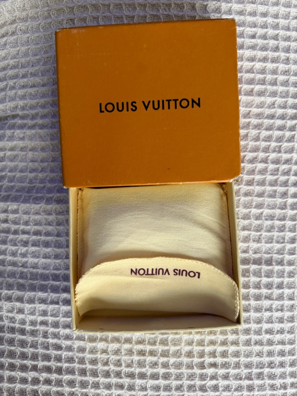 Louis Vuitton Damier Azur Card Holder - White/Gray - Picture 3 of 6